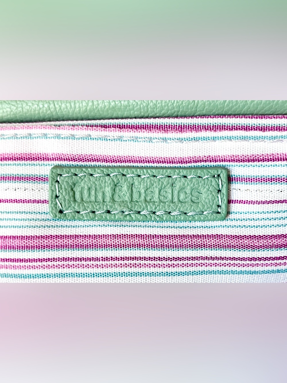 Fun & Basics Mint Green Soft Leather Kiss-Lock Frame Clutch Pouch Bag - Picture 5 of 5